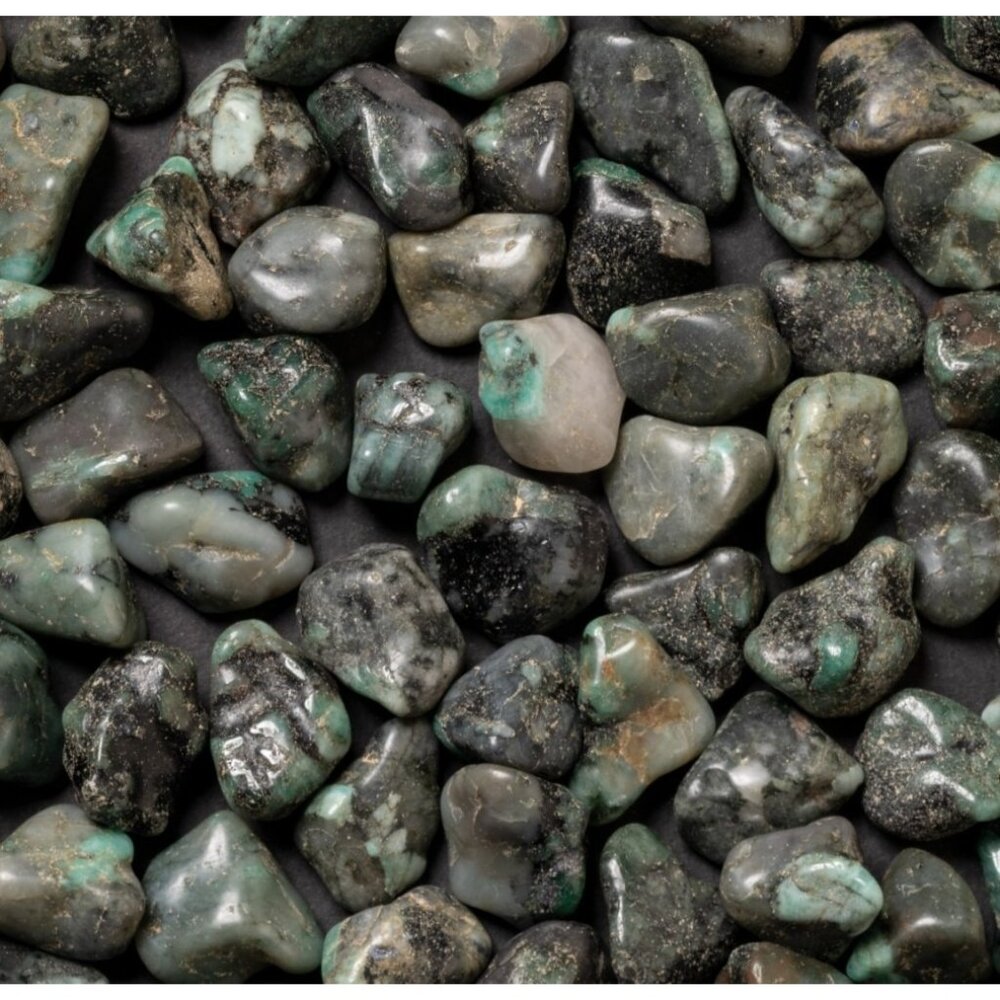 1/4 lb Tumbled Emerald Gemstone Crystals Natural Gem Metaphysical Rock Specimens